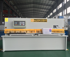 高端數(shù)控剪板機(jī)