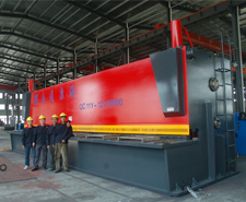 QC11Y-12X10000大型液壓閘式剪板機(jī)