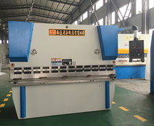 WC67Y-63T2500液壓板料折彎?rùn)C(jī)