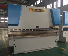 WC67Y-300t3200液壓板料折彎?rùn)C(jī)